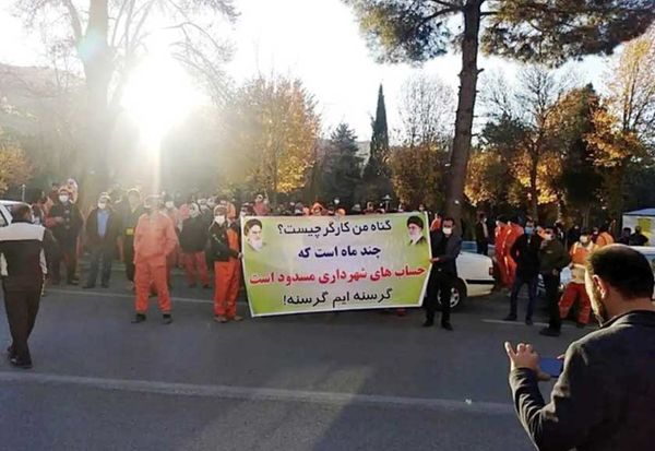 تاخیر سه ماه در پرداخت حقوق، 

صدای کارگران شهرداری ایلام را درآورد