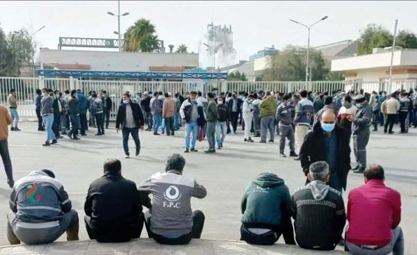 اعتراضات کارگران شرکتی 

پتروشیمی رازی پایان یافت