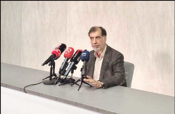 
اعتقادی به حجاب اجباری نداشته و ندارم