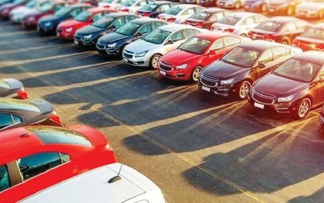 
دولت باید دست از دخالت در بازار خودرو بردارد