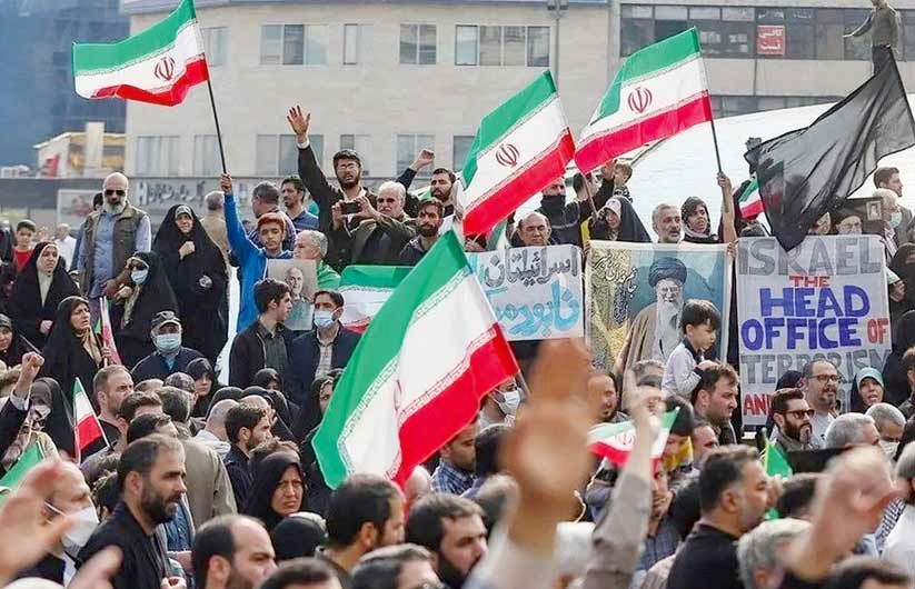 
تجمع تهرانی‌ها در محکومیت حوادث و خشونت‌های اخیر در کشور 